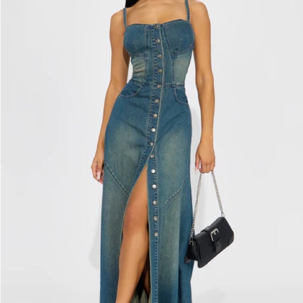 Stylish Denim Maxi Dress with Slit